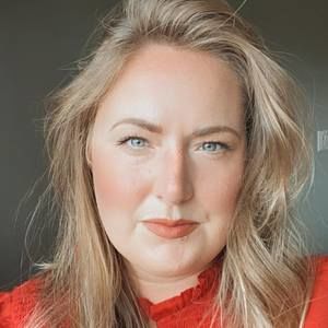 Meet your Posher, Hayle